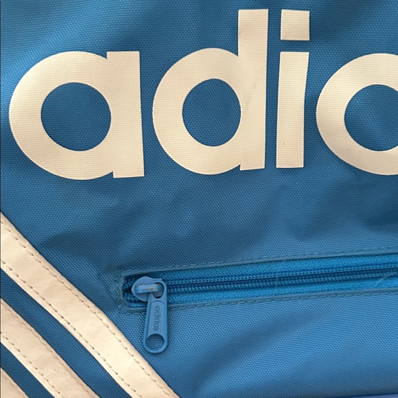 Adidas Retro Blue and White Sports Bag - Picture 3 of 9
